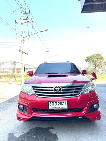 Toyota Fortuner 2013 3.0 V 4WD Utility-car ดีเซล ไม่ติดแก๊ส เกียร์อัตโนมัติ แดง รูปที่ 4