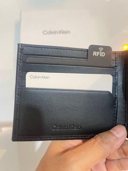 กระเป๋าสตางค์Calvin Klein รูปที่ 4