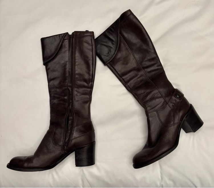 รองเท้าบูทหนังแท่