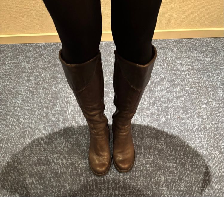 รองเท้าบูทหนังแท่ รูปที่ 4