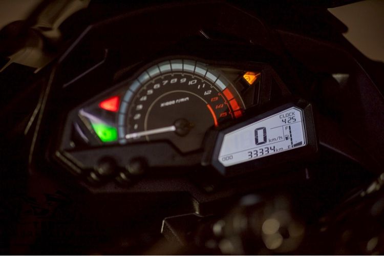 Kawasaki ninja300 รูปที่ 11