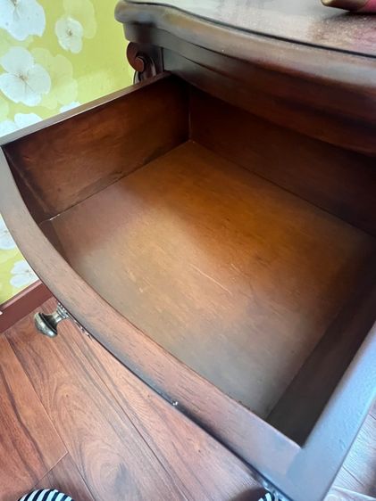 ตู้ข้างเตียงมือสองสภาพเหมือนใหม่ รูปที่ 4