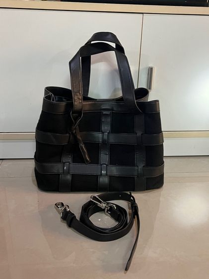 กระเป๋าสะพายแบรนด์มือสอง รูปที่ 6