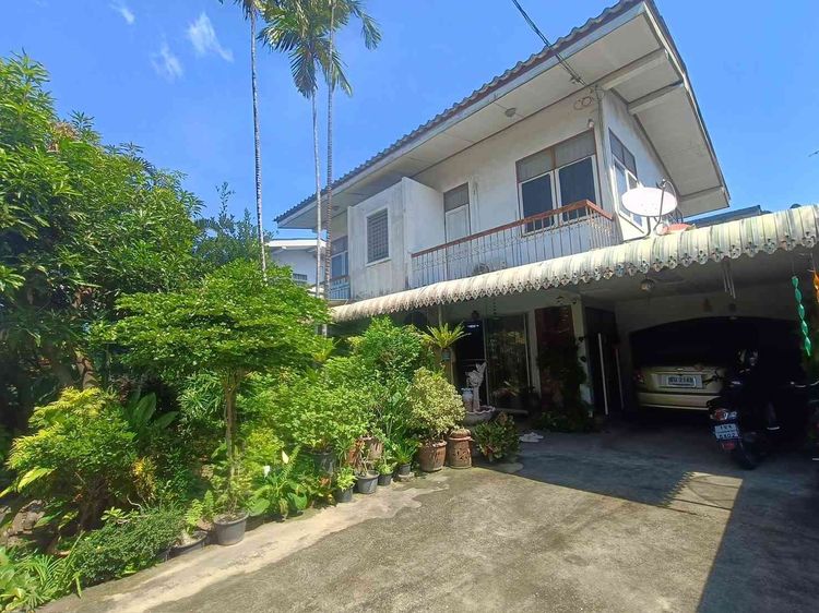 ขายบ้านเดี่ยว 2ชั้น ทำเลทอง นาคนิวาส 27 แยก 40 เขตลาดพร้าว จังหวัดกรุงเทพมหานคร รูปที่ 2