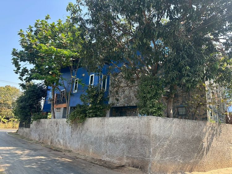 Urgent Sale Classic 3Story Luxury Estate 