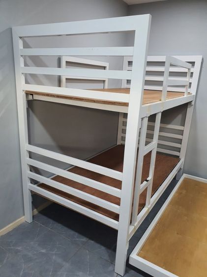 เตียง 3 ชั้น