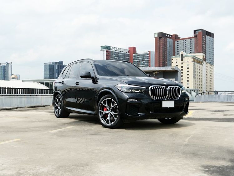 รถ BMW X5 3.0 xDrive45e M Sport 4WD สี ดำ