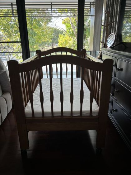 เตียงเด็กไม้แท้ รูปที่ 3