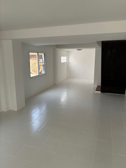 อื่นๆ 2010 ไม่มี ไม่ใช่ ทาวเฮ้าส์รีโนเวทใหม่ใกล้ทะเล300เมตร รูปที่ 3