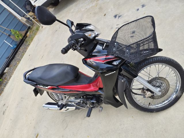 ขาย Honda wave 110i สีดำ แดง สตาร์ทมือรุ่น ปี 2023 