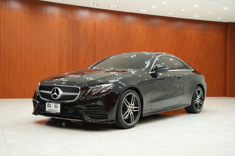 Mercedes-Benz E-Class 2018 E300 2.0 AMG Dynamic Sedan เบนซิน เกียร์อัตโนมัติ ดำ รูปที่ 4