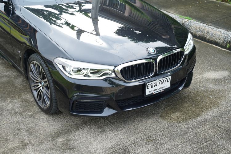 BMW Series 5 2020 530e Sedan เบนซิน เกียร์อัตโนมัติ ดำ รูปที่ 2