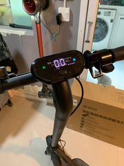 ขาย สกูตเตอร์ไฟฟ้า kuick wheel F2