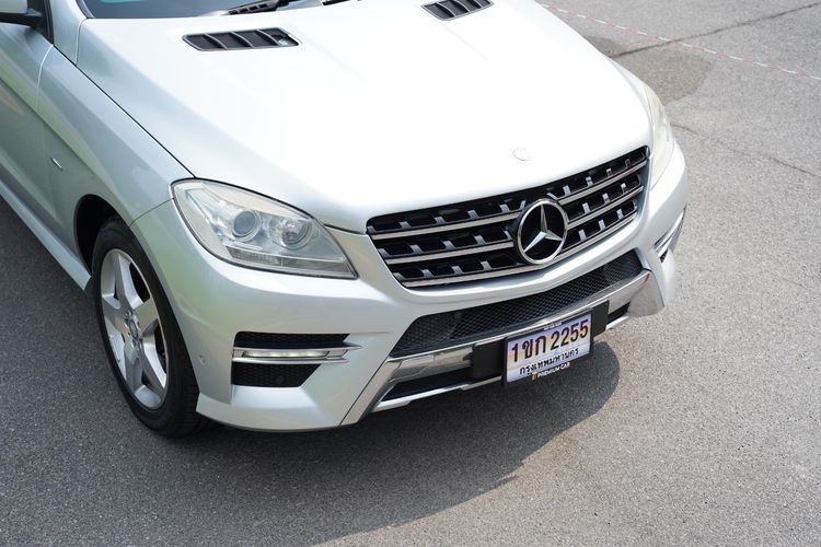 Mercedes-Benz ML-Class 2012 ML250 CDI Utility-car ดีเซล เกียร์อัตโนมัติ บรอนซ์เงิน รูปที่ 2