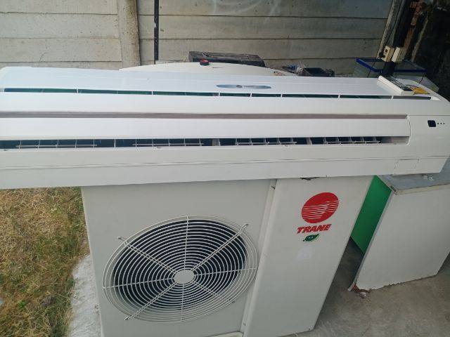 air train ขนาด 30,000 btu เบอร์ 5 น้ำยา 32 สภาพใหม่มากประกันทุกชิ้นส่วน 1 ปีฟรีค่าติดตั้ง