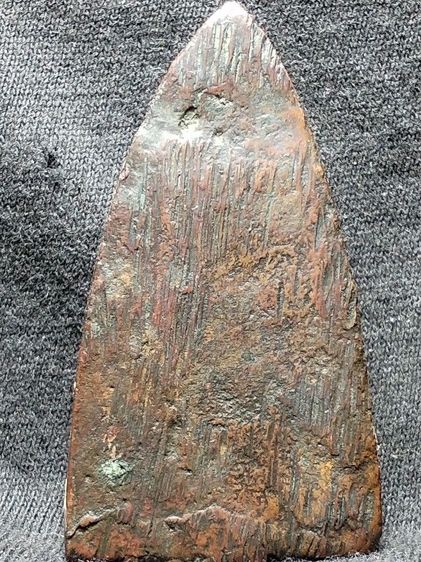 หลวงปู่ทวดหลังเตารีดครับ รูปที่ 4