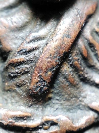 หลวงปู่ทวดหลังเตารีดครับ รูปที่ 8