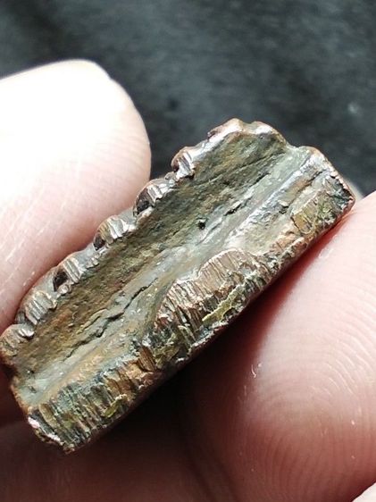 หลวงปู่ทวดหลังเตารีดครับ รูปที่ 9