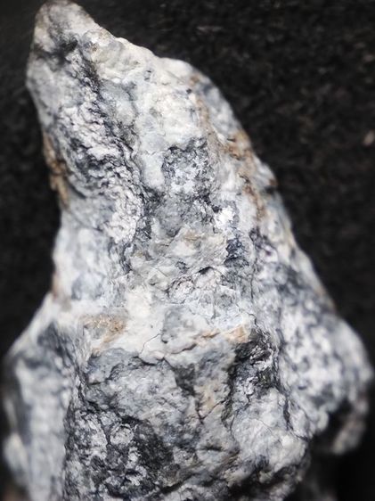 พระเนื้อชินครับ รูปที่ 3