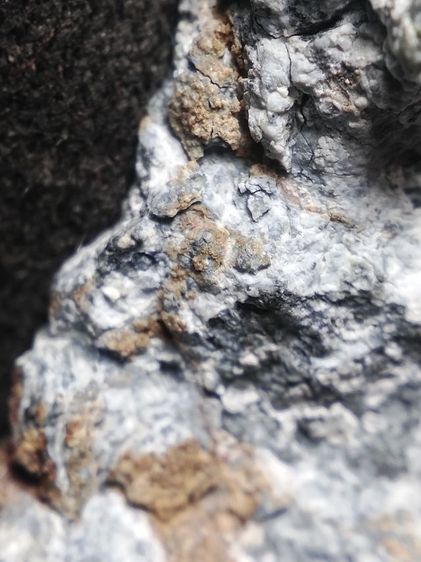 พระเนื้อชินครับ รูปที่ 11