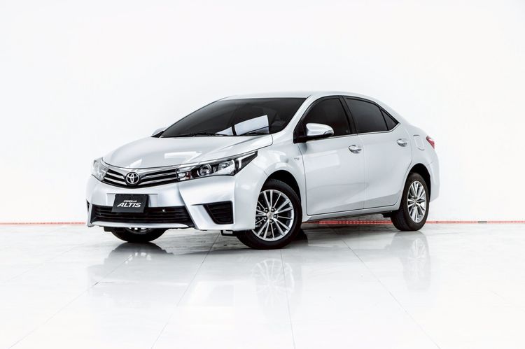 รถ Toyota Altis 1.6 G สี เทา