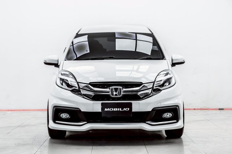 Honda Mobilio 2016 1.5 RS Utility-car เบนซิน ไม่ติดแก๊ส เกียร์อัตโนมัติ ขาว รูปที่ 4