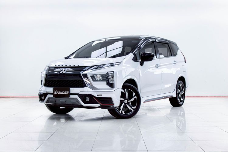 รถ Mitsubishi Xpander 1.5 GT สี ขาว