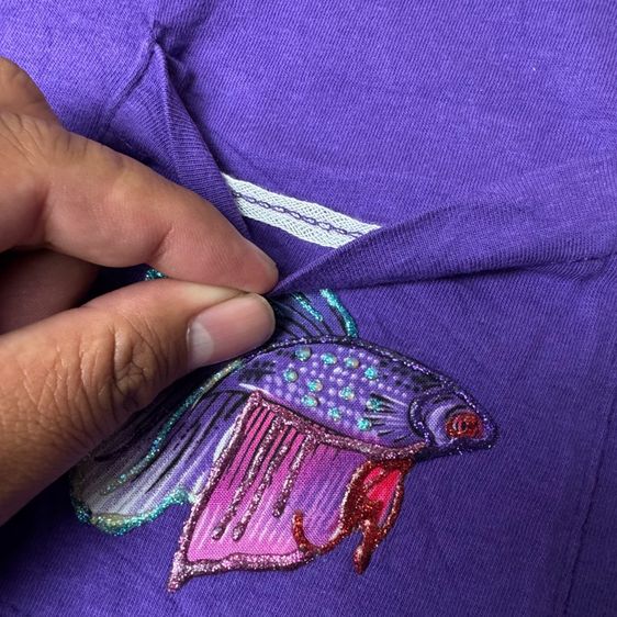 เสื้อยืด 90s กระเป๋า​ริม เพนท์​ลาย Size XL  รูปที่ 8