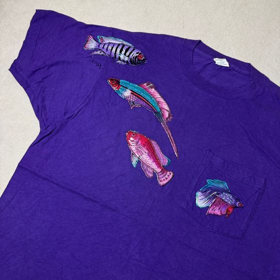 เสื้อยืด 90s กระเป๋า​ริม เพนท์​ลาย Size XL 