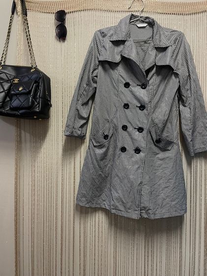 เสื้อผ้าสีดำ