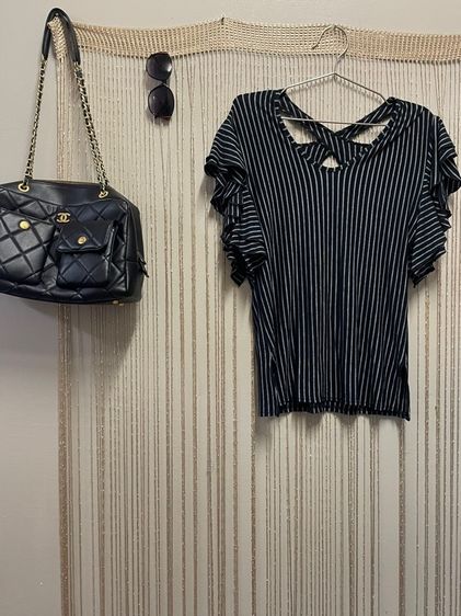 เสื้อผ้าสีดำ รูปที่ 14