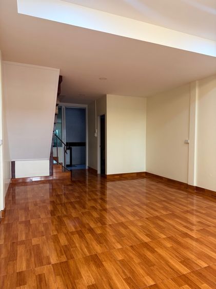 ไม่มี 🏡 ขายทาวน์เฮ้าส์ตกแต่งพร้อมอยู่ หมู่บ้านอัมรินทร์นิเวศ 3 ผัง 4 (ซอยสายไหม 15) รูปที่ 4
