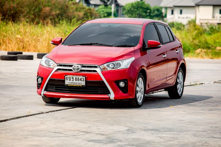 Toyota Yaris 2015 1.2 G Sedan เบนซิน เกียร์อัตโนมัติ แดง
