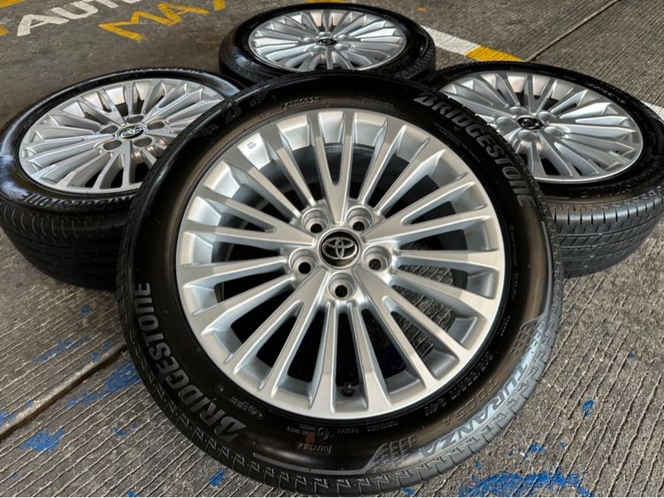 Toyota New Camry 17 นิ้ว Top Hybrid ❇️