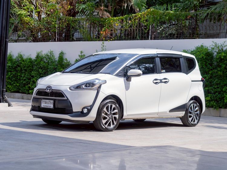 Toyota Sienta 2018 1.5 V Utility-car เบนซิน ไม่ติดแก๊ส เกียร์อัตโนมัติ ขาว รูปที่ 3
