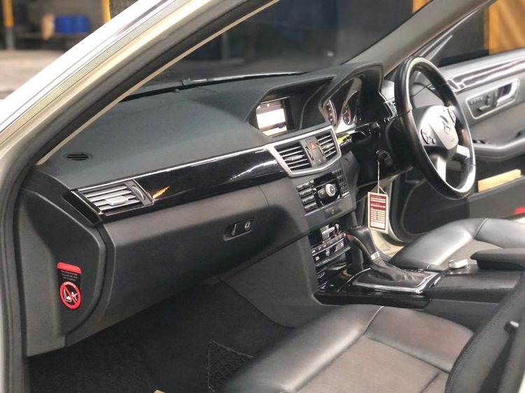 Mercedes-Benz E-Class 2010 E250 CGI Sedan เบนซิน บรอนซ์เงิน รูปที่ 4