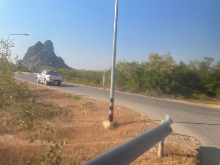 ที่ดิน อยู่ชะอำ เพชรบุรี 10 ไร่