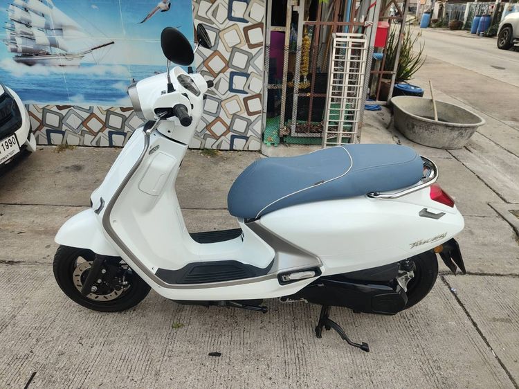 🛵ยังไงก็ขาย TUSCANY150 ปี 66 เครื่องดี สีสวย สตาร์ทมือ กุญแจรีโมท เล่มชุดโอนครบ+เปลี่ยนถ่ายน้ำมันเครื่องฟรี ส่งฟรี30 ก.ม รูปที่ 2