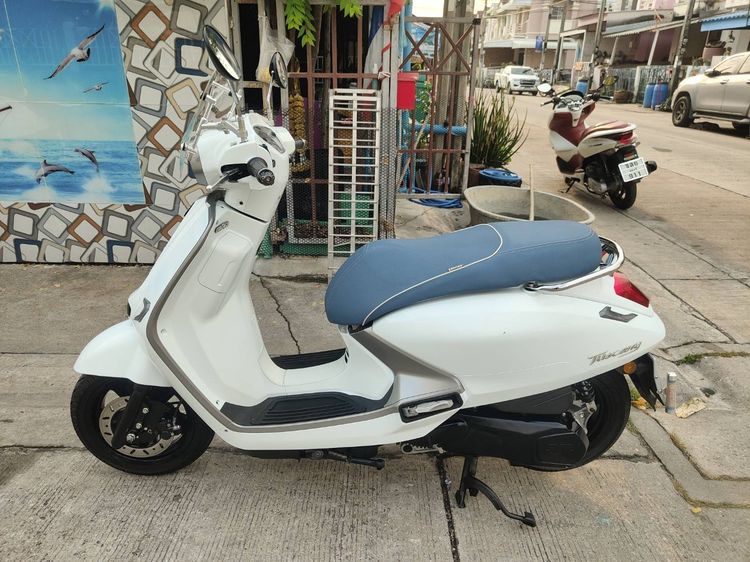 🛵ยังไงก็ขาย TUSCANY150 ปี 66 เครื่องดี สีสวย สตาร์ทมือ กุญแจรีโมท วิ่งน้อย4000โล เล่มชุดโอนครบ+เปลี่ยนถ่ายน้ำมันเครื่องฟรี ส่งฟรี30 ก.ม รูปที่ 2