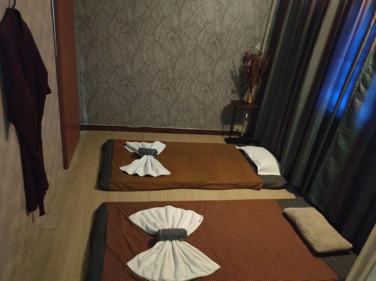 เซ้งร้านนวด ใกล้ BTS พระโขนง สุขุมวิท 42 1 ติดกับสนามไดร์ฟกอล์ฟ ติดHotel มีลูกค้าหลายสัญชาติ รูปที่ 7