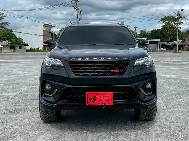 Toyota Fortuner 2016 2.8 V TRD Sportivo 4WD Utility-car ดีเซล ไม่ติดแก๊ส เกียร์อัตโนมัติ ดำ รูปที่ 3