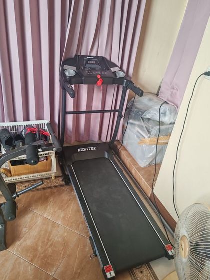 ขายลู่วิ่ง IRONTEC สภาพสวย พร้อมใช้งานทันที ราคามือหนึ่งขึ้นห้างขายอยู่ประมาณ 8 พันค่ะ ใช้งานน้อยจนอยากส่งต่อ