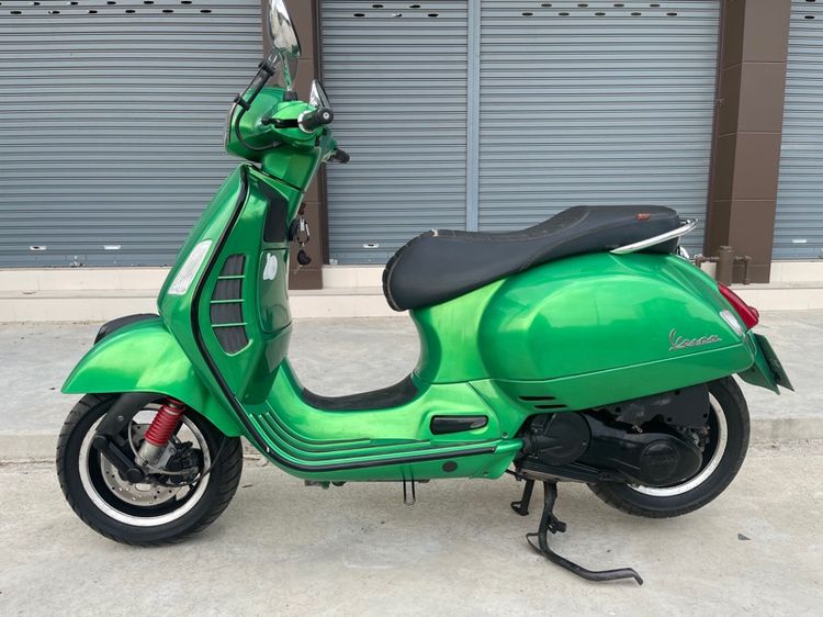 vespa gts 150 2014 รูปที่ 2