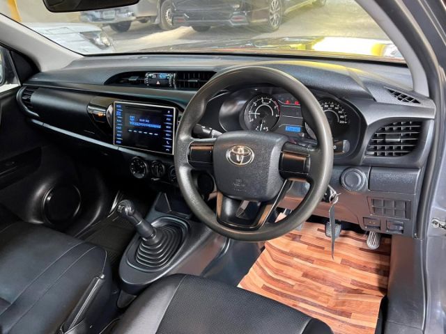 Toyota Hilux Revo 2019 2.4 J Pickup ดีเซล ไม่ติดแก๊ส เกียร์ธรรมดา เทา รูปที่ 2