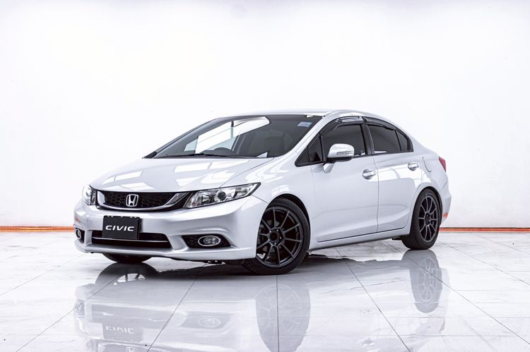รถ Honda Civic 1.8 E i-VTEC สี เทา