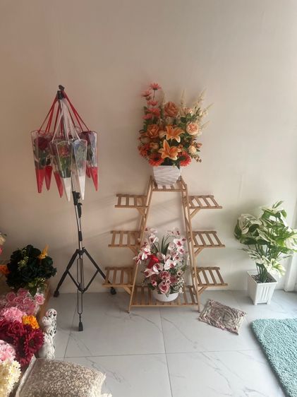 เลิกกิจการร้านดอกไม้ขายของในร้านทั้งหมด รูปที่ 9