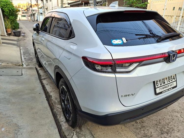 Honda HR-V 2025 1.5 e:HEV E Utility-car ไฮบริด ไม่ติดแก๊ส เกียร์อัตโนมัติ ขาว รูปที่ 4