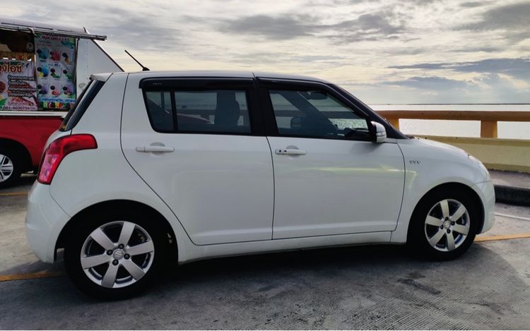 Suzuki Swift 2011 1.5 GL Sedan เบนซิน เกียร์อัตโนมัติ ขาว รูปที่ 4