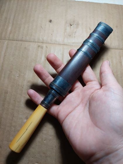 เครื่องรางมีดหมอนาคเกี้ยวหลวงพ่อเดิมใบ 5 นิ้วยาวรวม 9 นิ้วเก่า รูปที่ 11