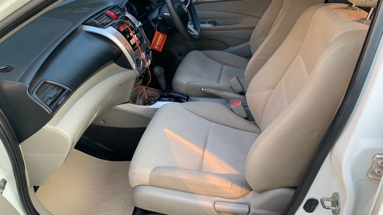 Honda City 2009 1.5 S i-VTEC Sedan เบนซิน ไม่ติดแก๊ส เกียร์อัตโนมัติ ขาว รูปที่ 4